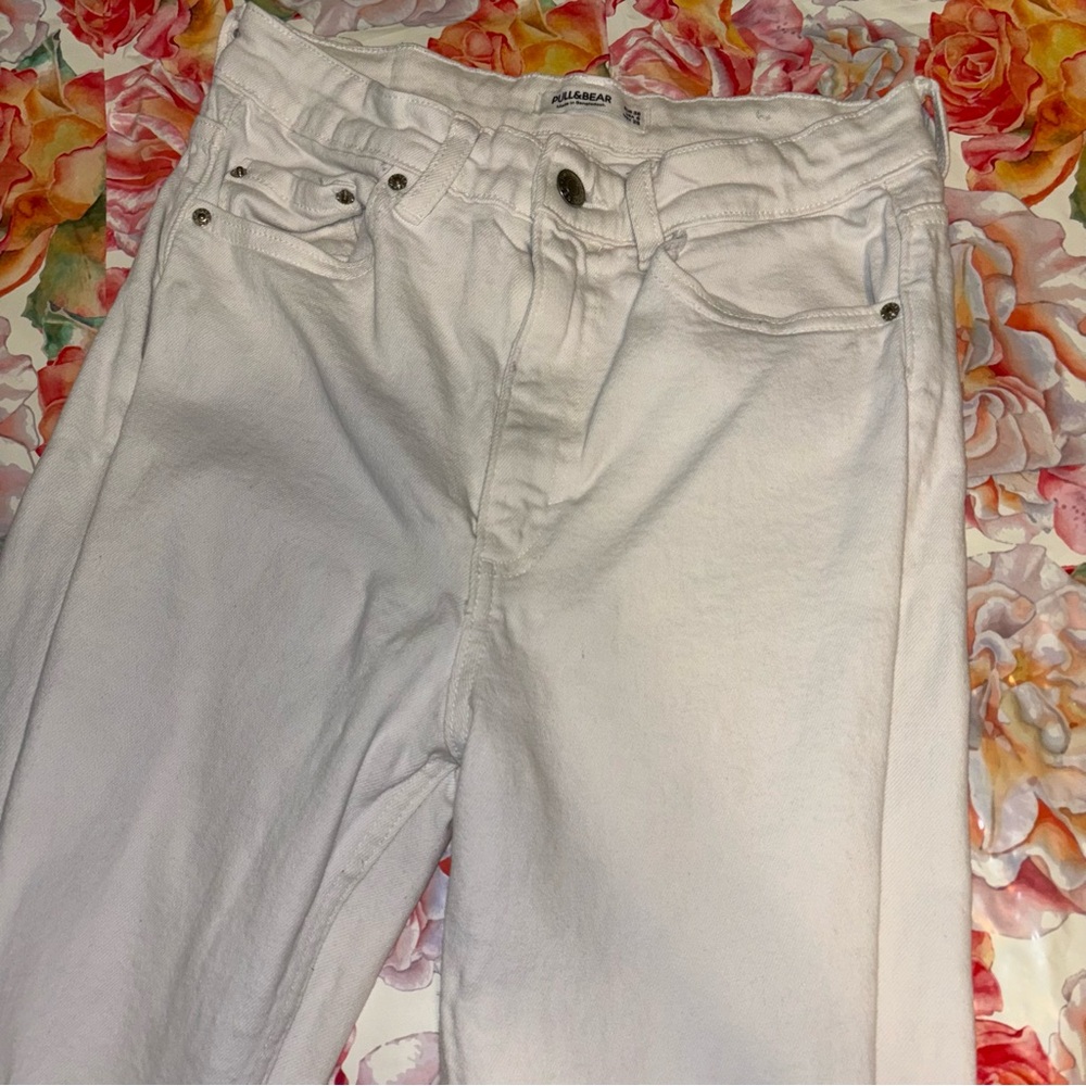 Pull & Bear White Jean